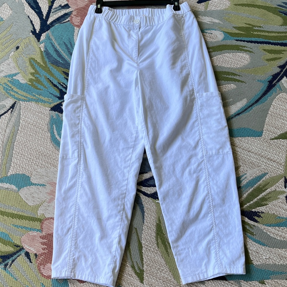 Eileen Fisher Organic Cotton and Hemp White Lantern Cargo Pocket Pull-On Pants - Picture 12 of 16